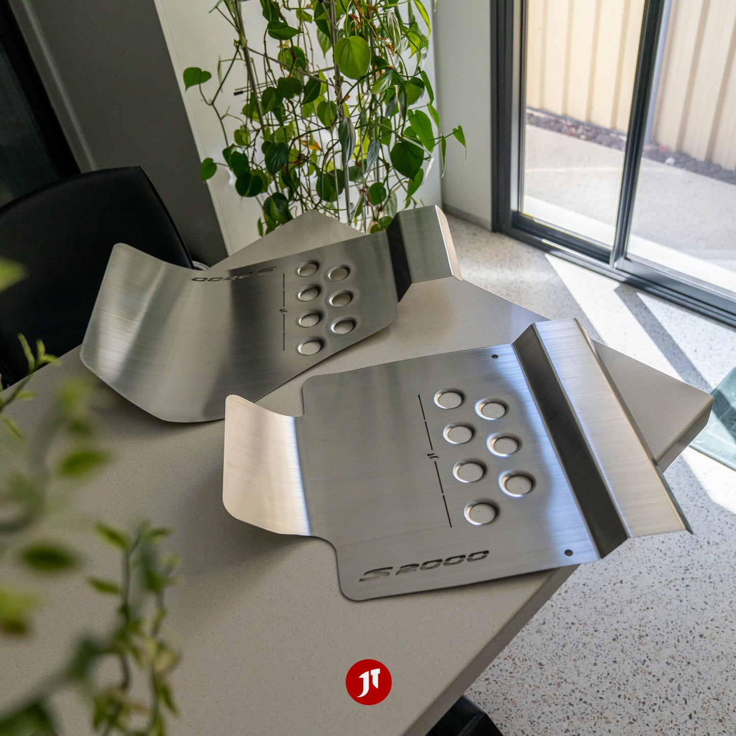 LHD S2000 Floor Plates