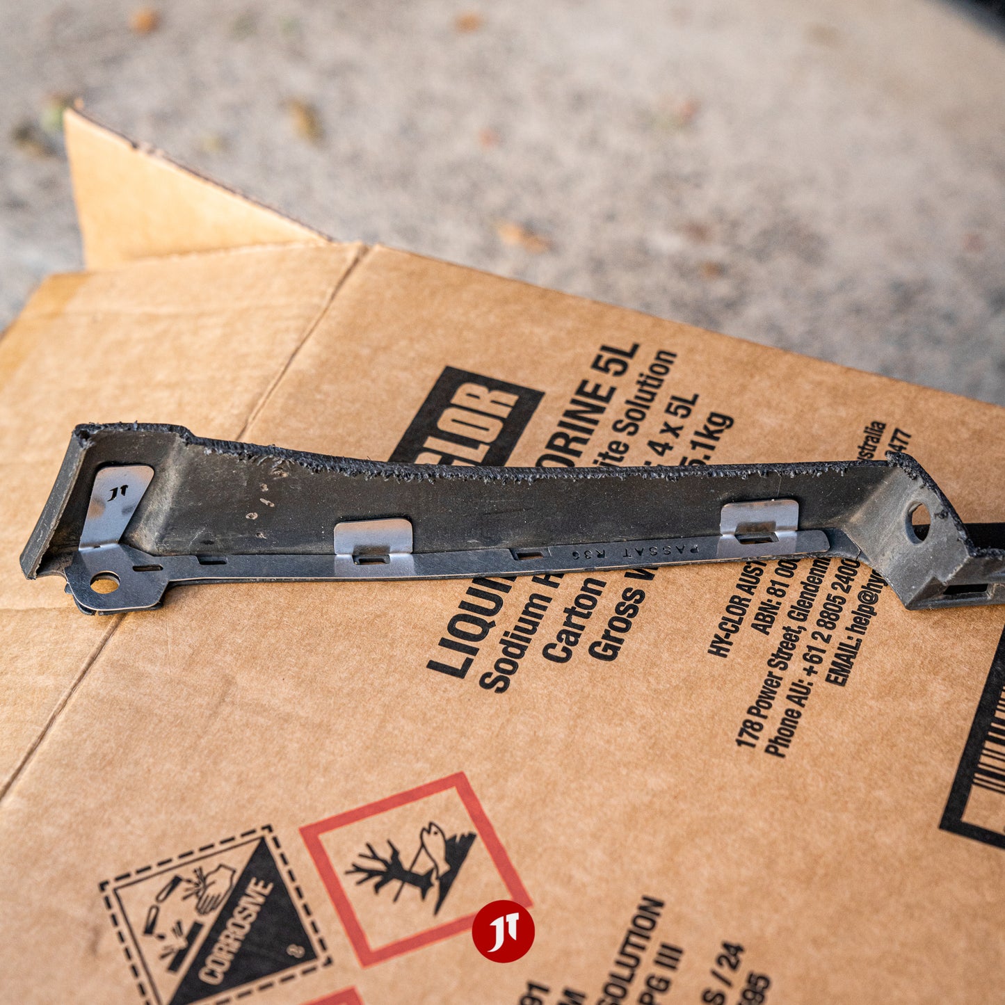 Passat R36 Front Bumper Repair Plates (Pair)