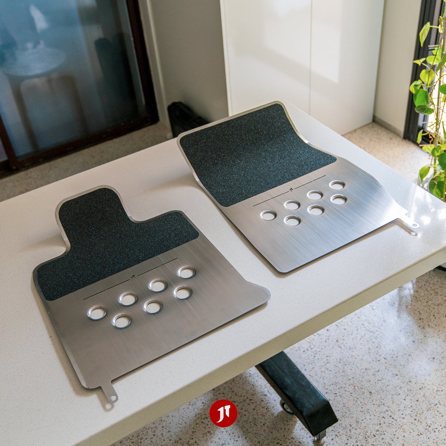 Supra MK 5 Floor Plates (LHD)