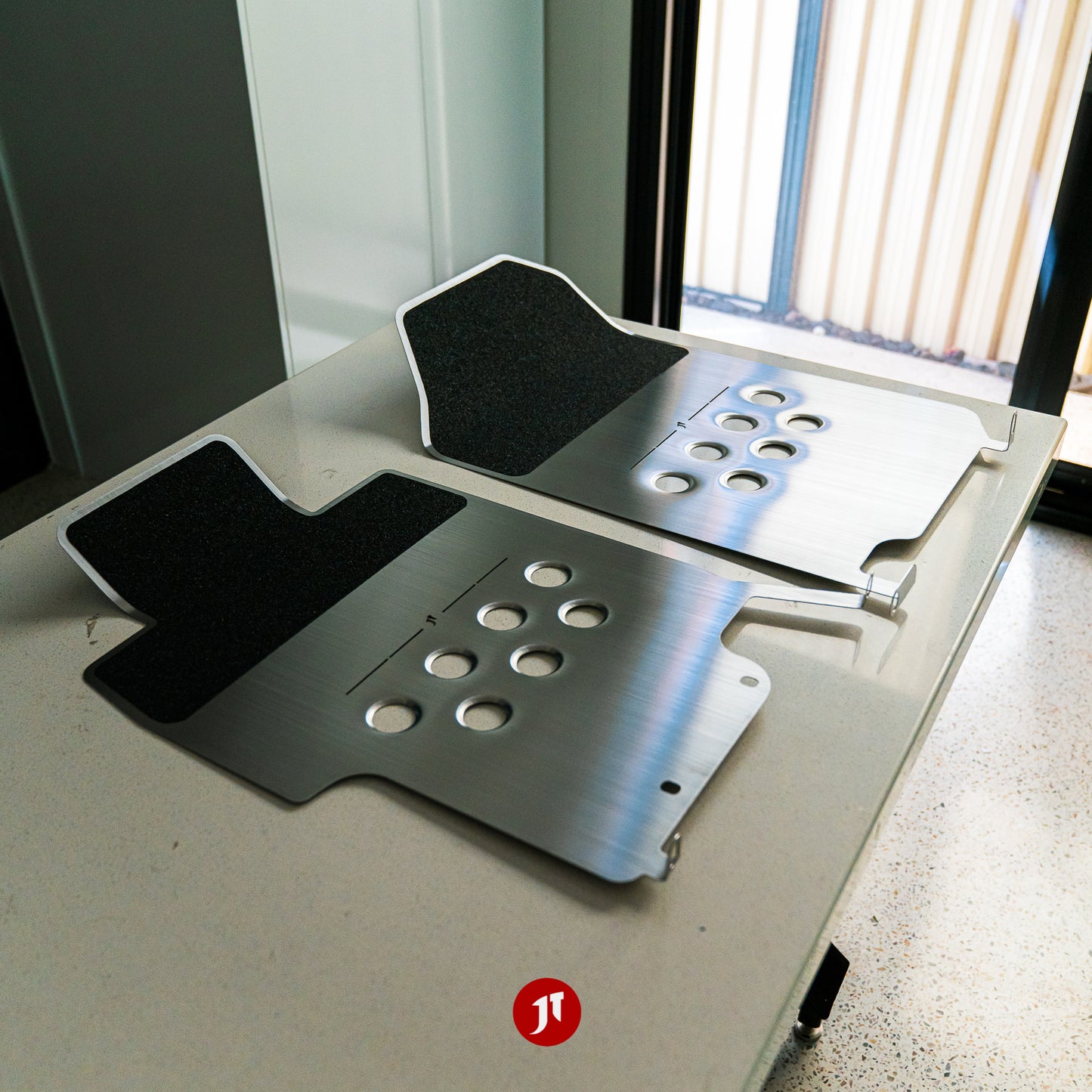 LHD - CL7-9 Accord Floor Plates