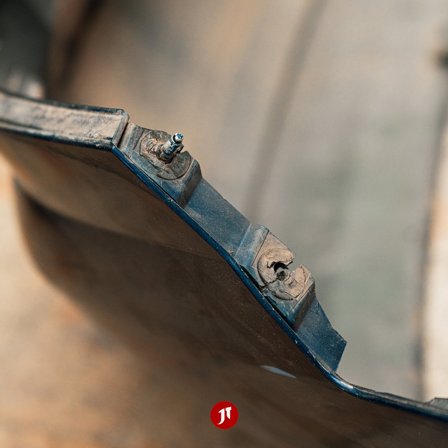 Holden Commodore VY VZ REAR Bumper Tab Replacement Kit