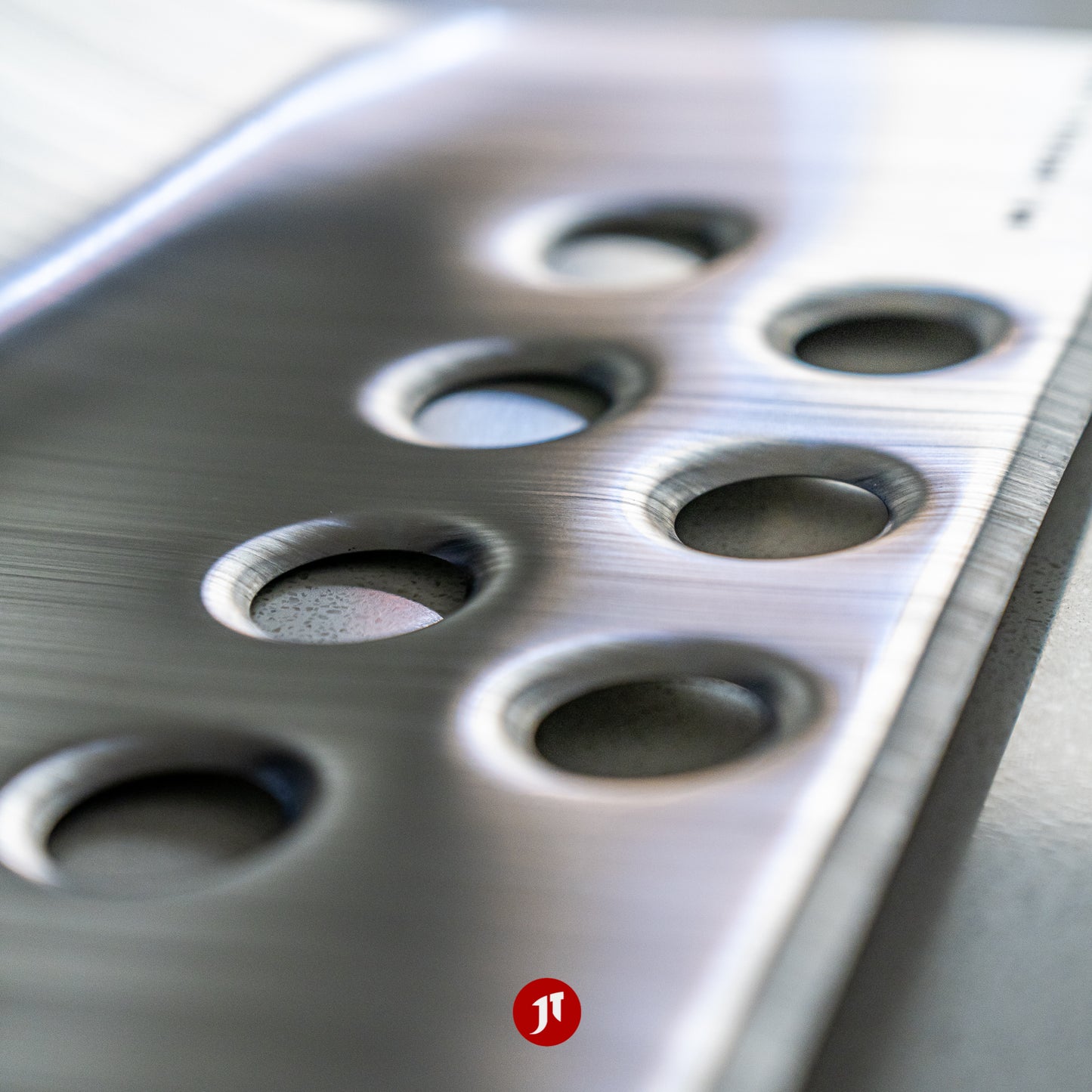 Land Cruiser (J300 2022+) Floor Plates - RHD