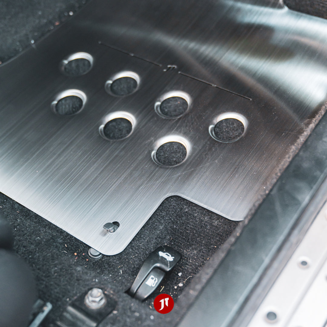 Lexus IS200/300 Floor Plates (RHD)
