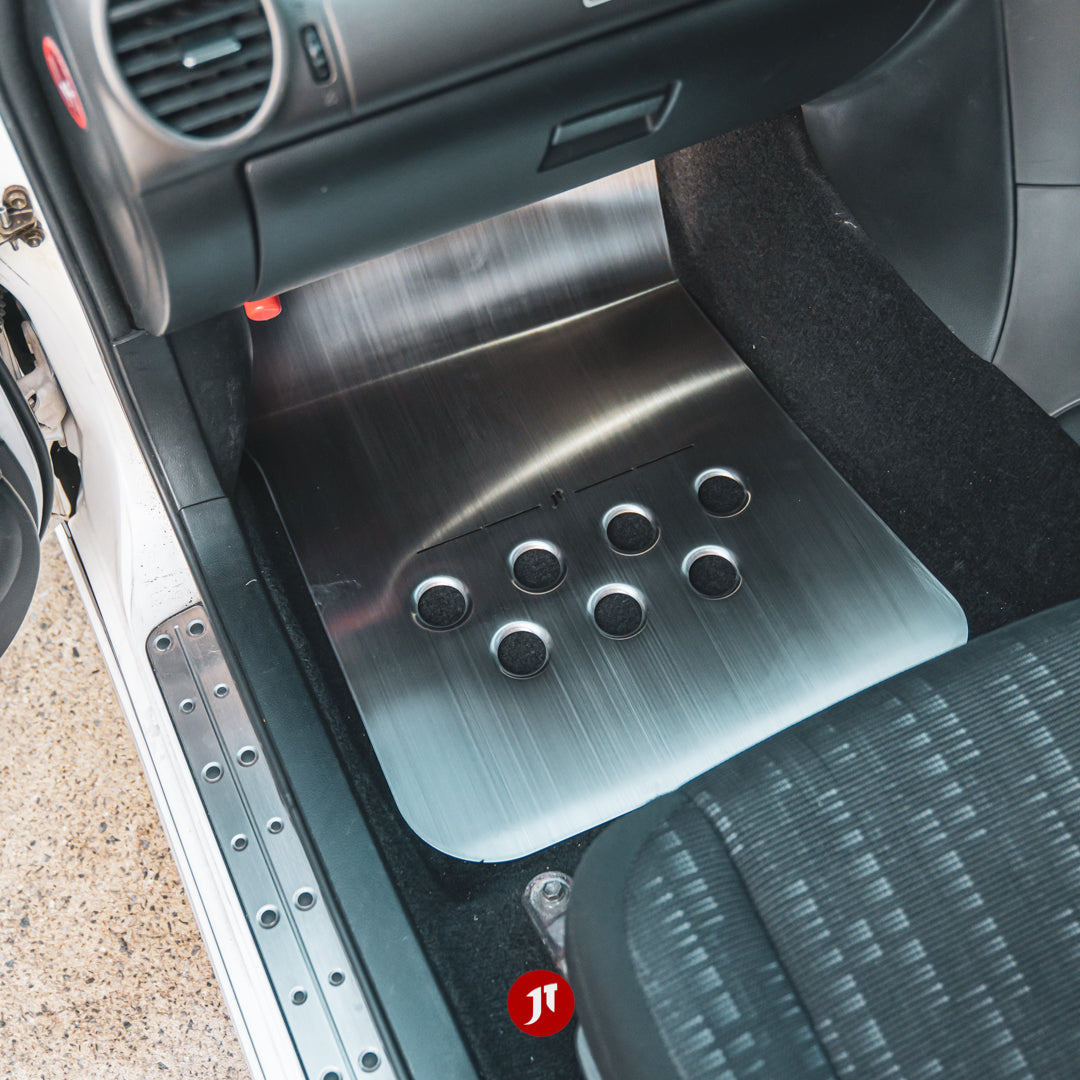Lexus IS200/300 Floor Plates (RHD)