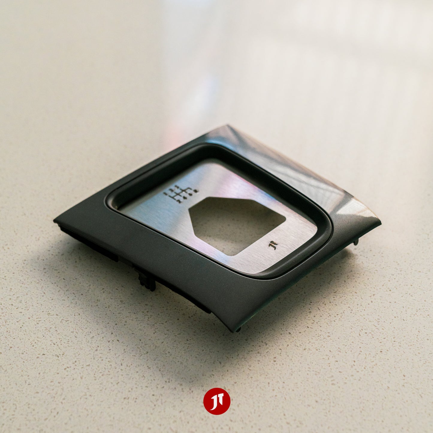 CL7-9 Centre Consol Panel