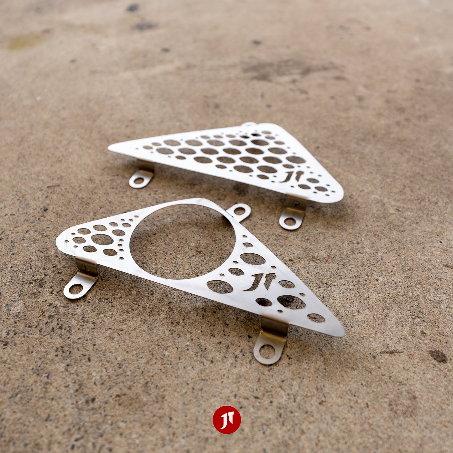 FN2 Civic Exhaust Grilles (Pair)