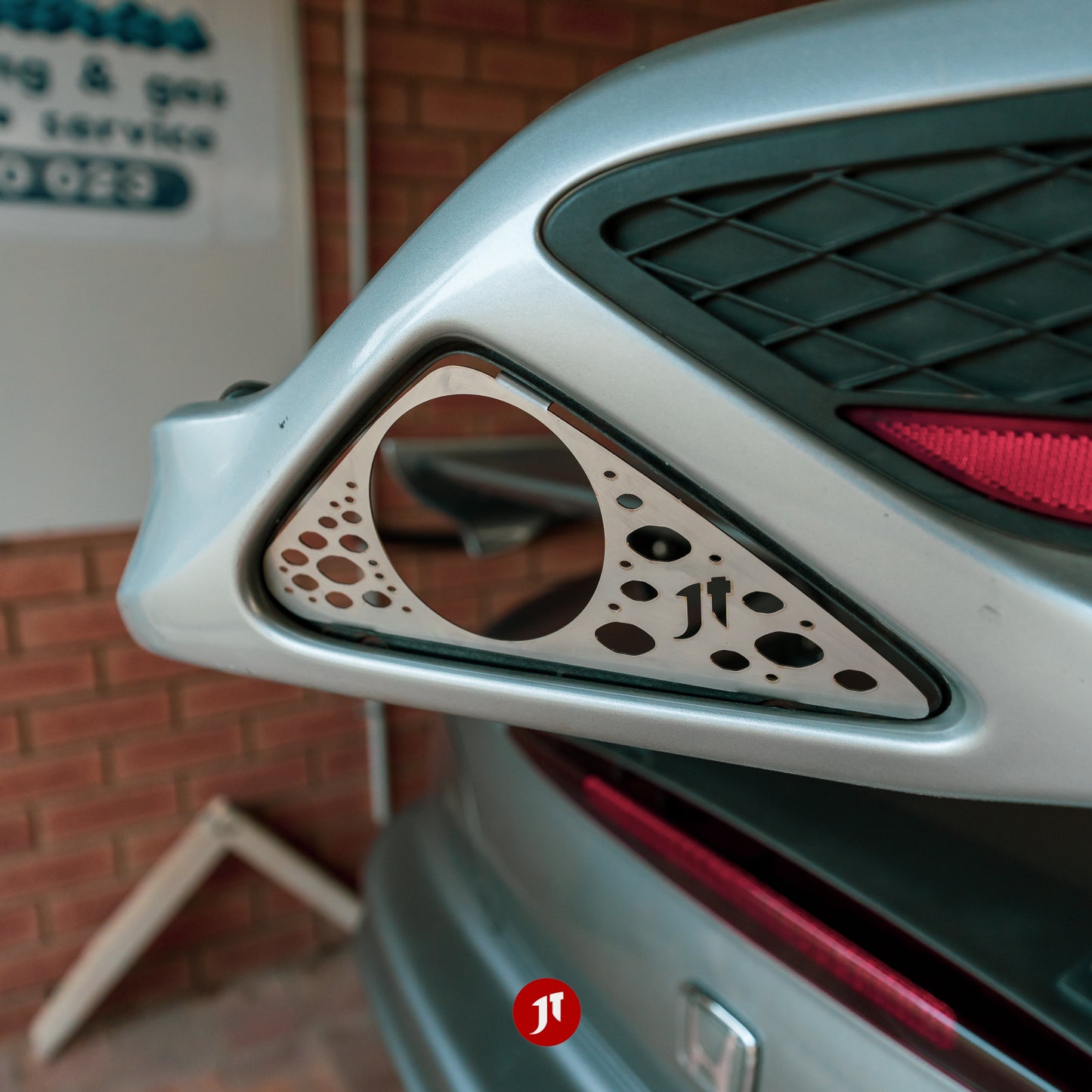 FN2 Civic Exhaust Grilles (Pair)