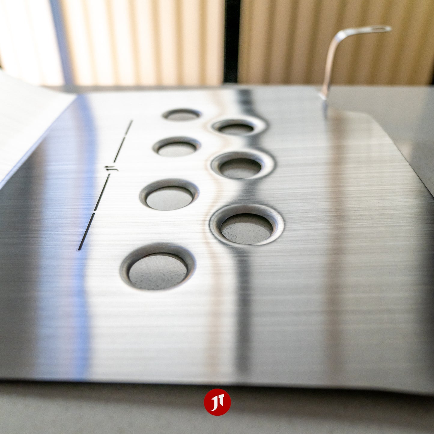 LHD - Toyota Rav 4 (Gen 5, XA50; 2018-2024) Floor Plates