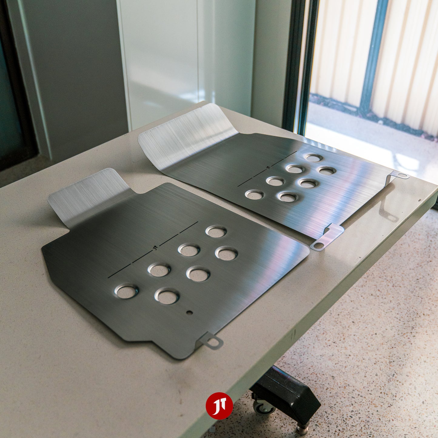 LHD - Evo 7-9 Floor Plates
