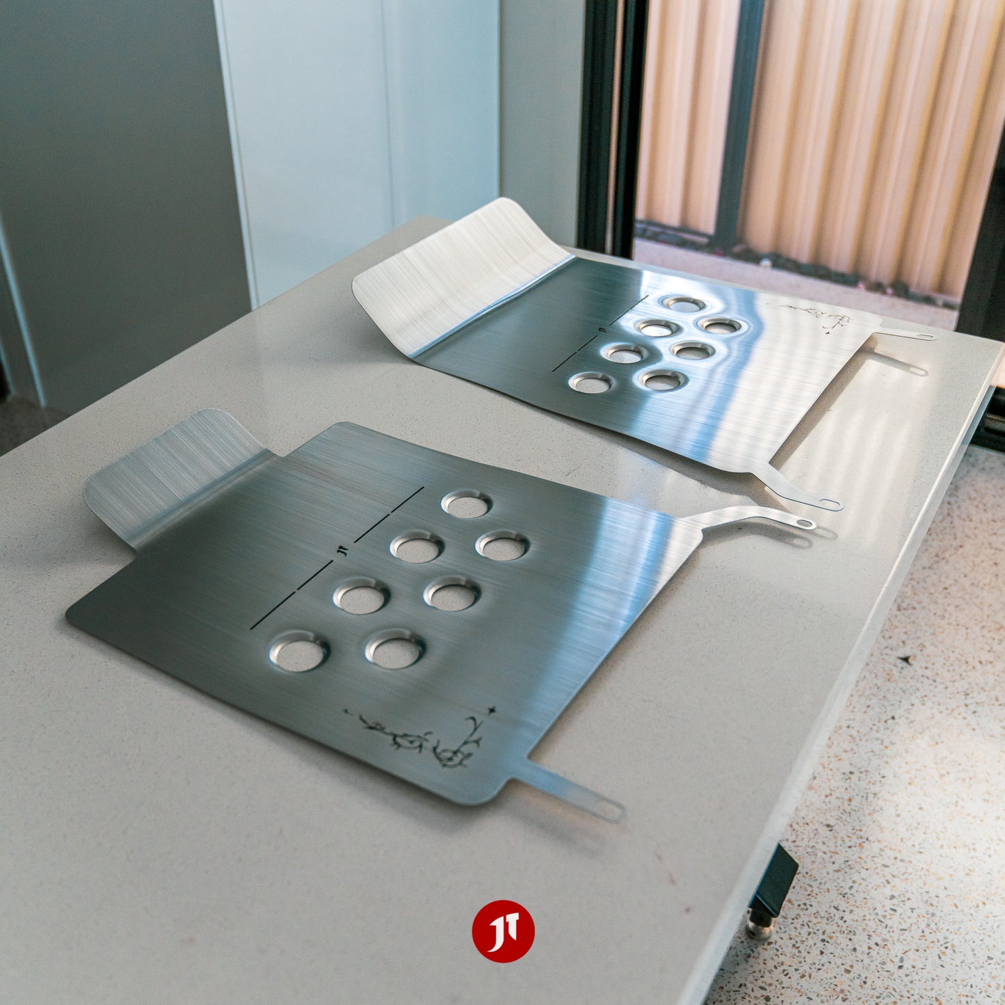LHD - BMW E81-E88 Floor Plates