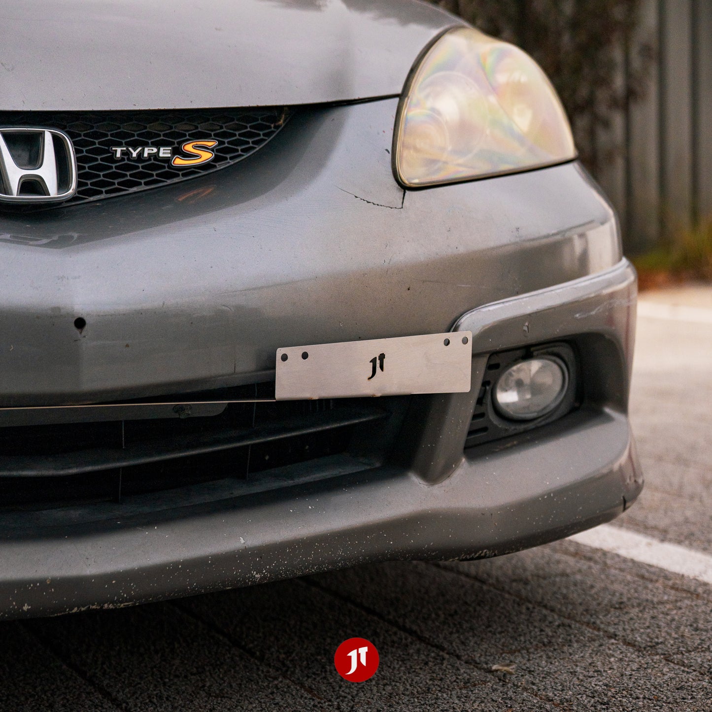 DC5 / RSX License Plate Relocater