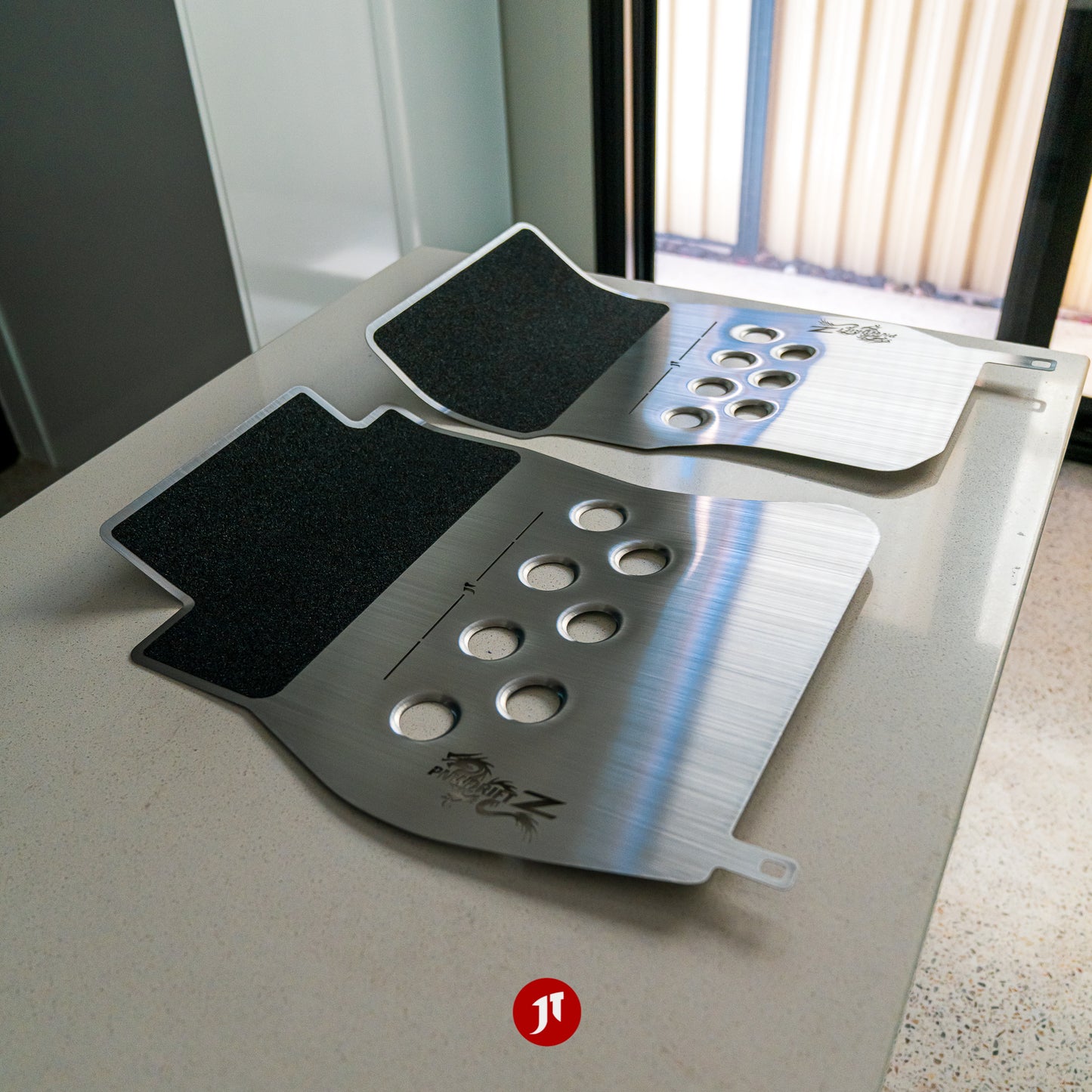 LHD - Nissan 350z Floor Plates Set