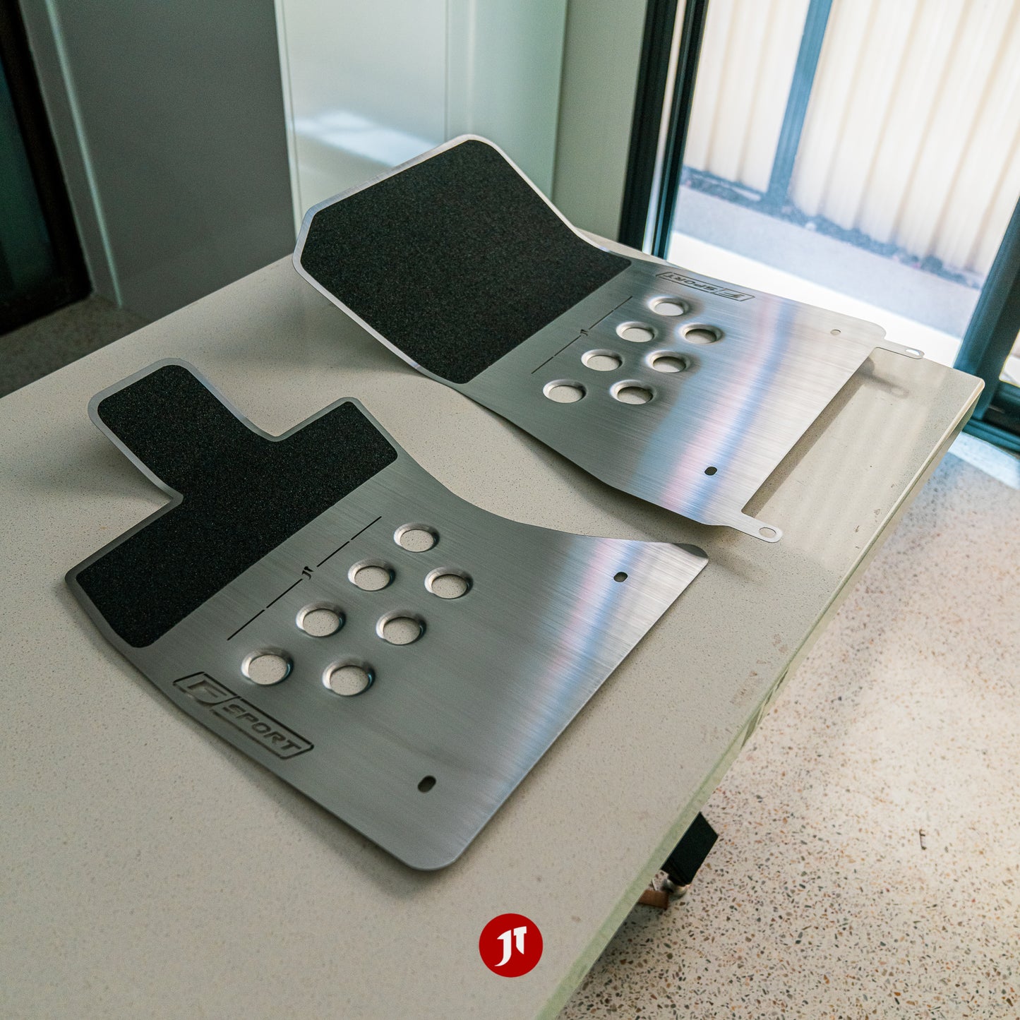 LHD - Lexus IS Gen 3 (XE30, 2014+) Floor Plates