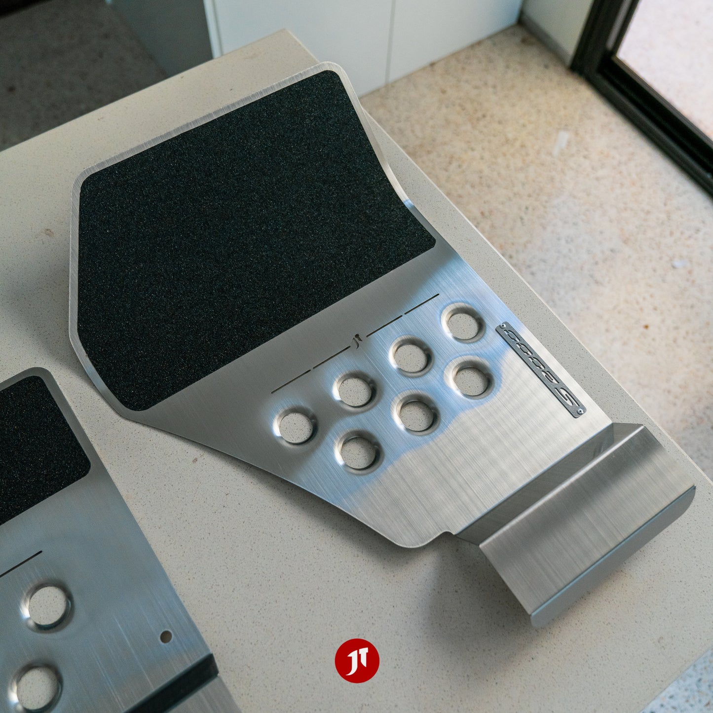 LHD S2000 Floor Plates