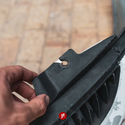 Holden Commodore VT VX / Pontiac GTO: TOP Bumper Tab Repair Plate