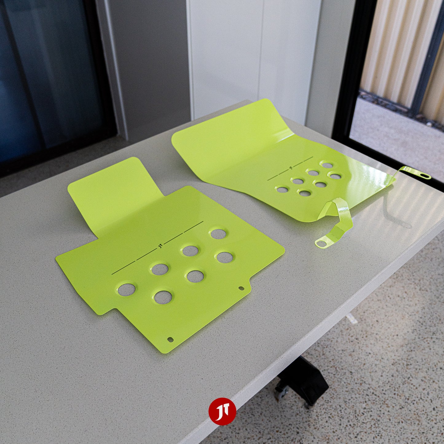 Powder Coating on Floor Plates