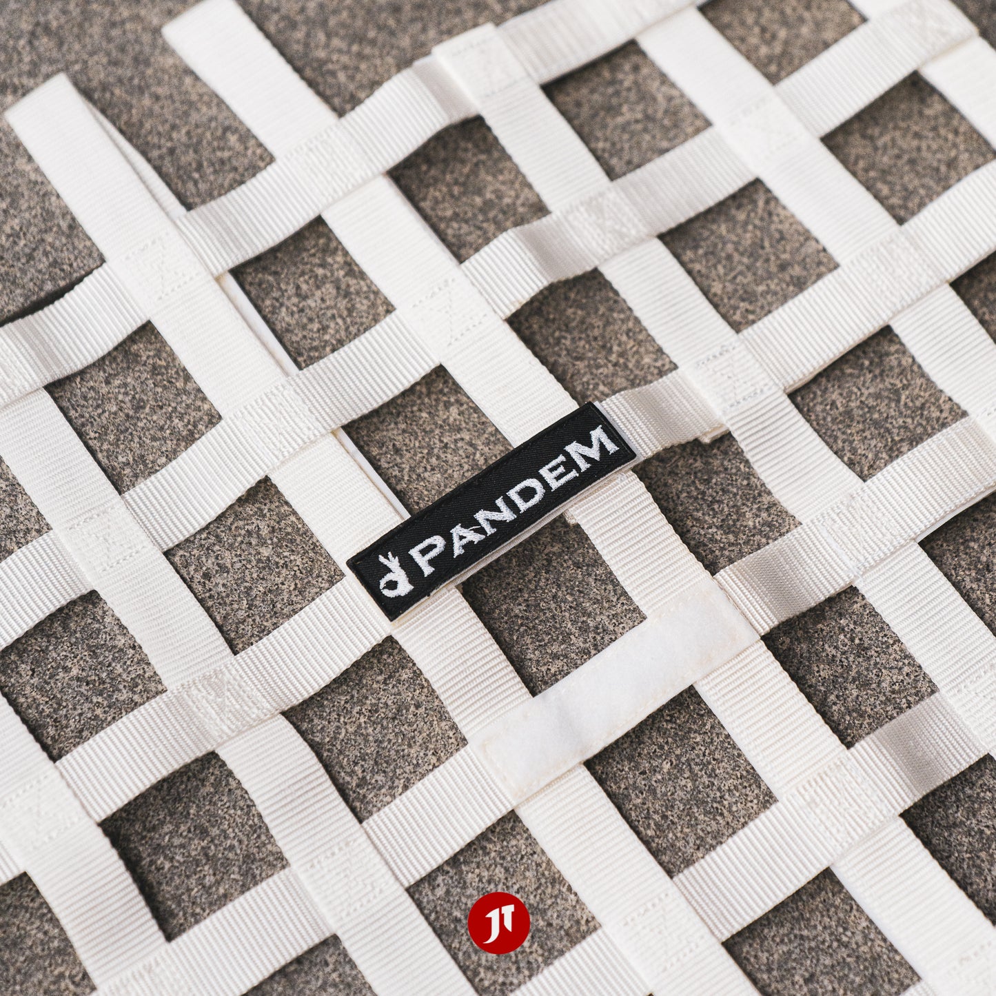 Pandem Window Net - White