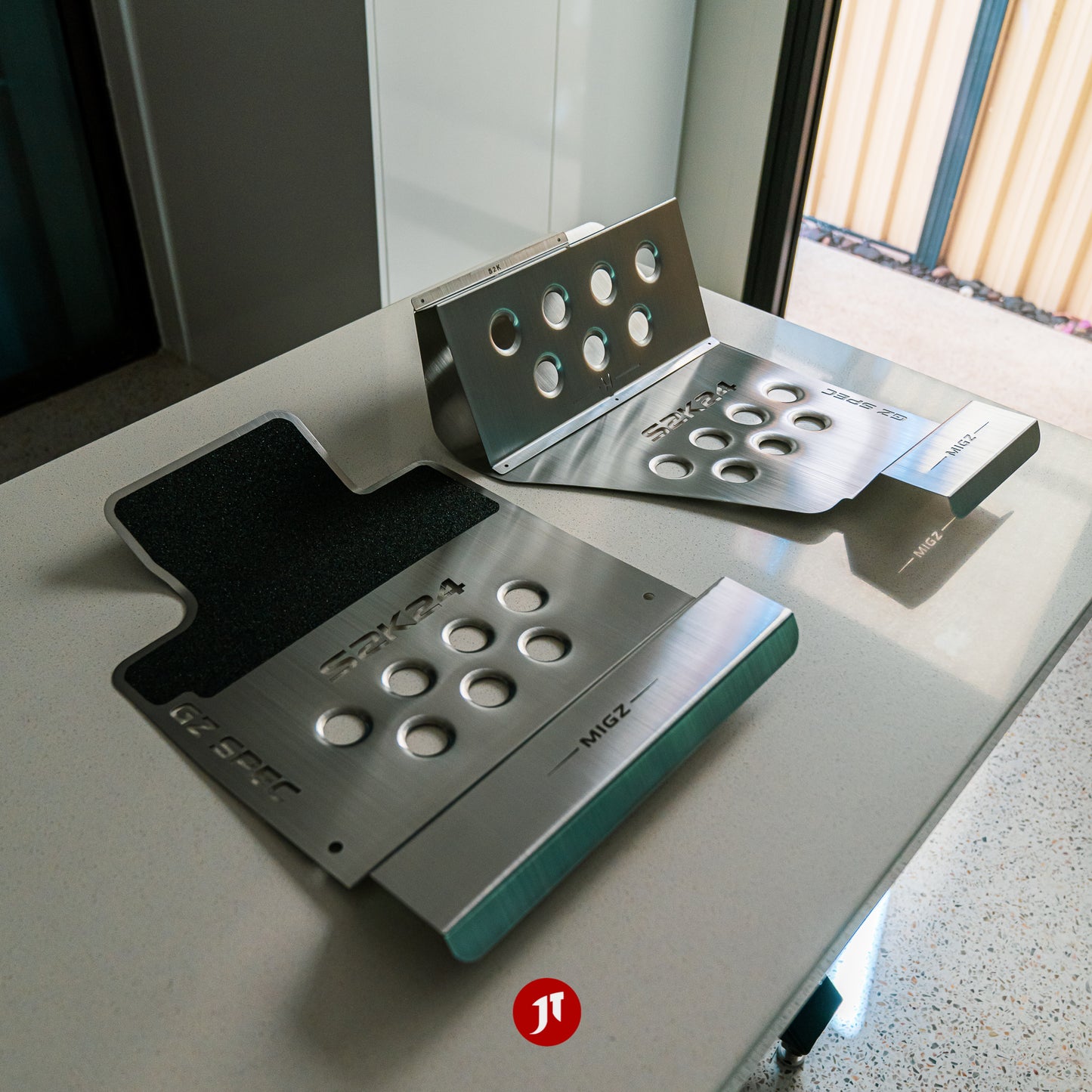 LHD S2000 Floor Plates