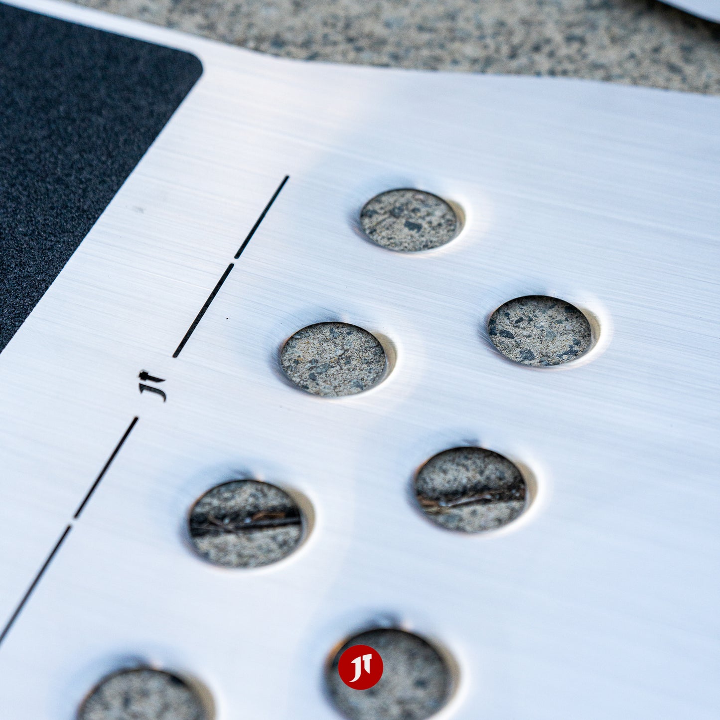 LHD - Lexus IS (Gen 2, XE20) Floor Plates