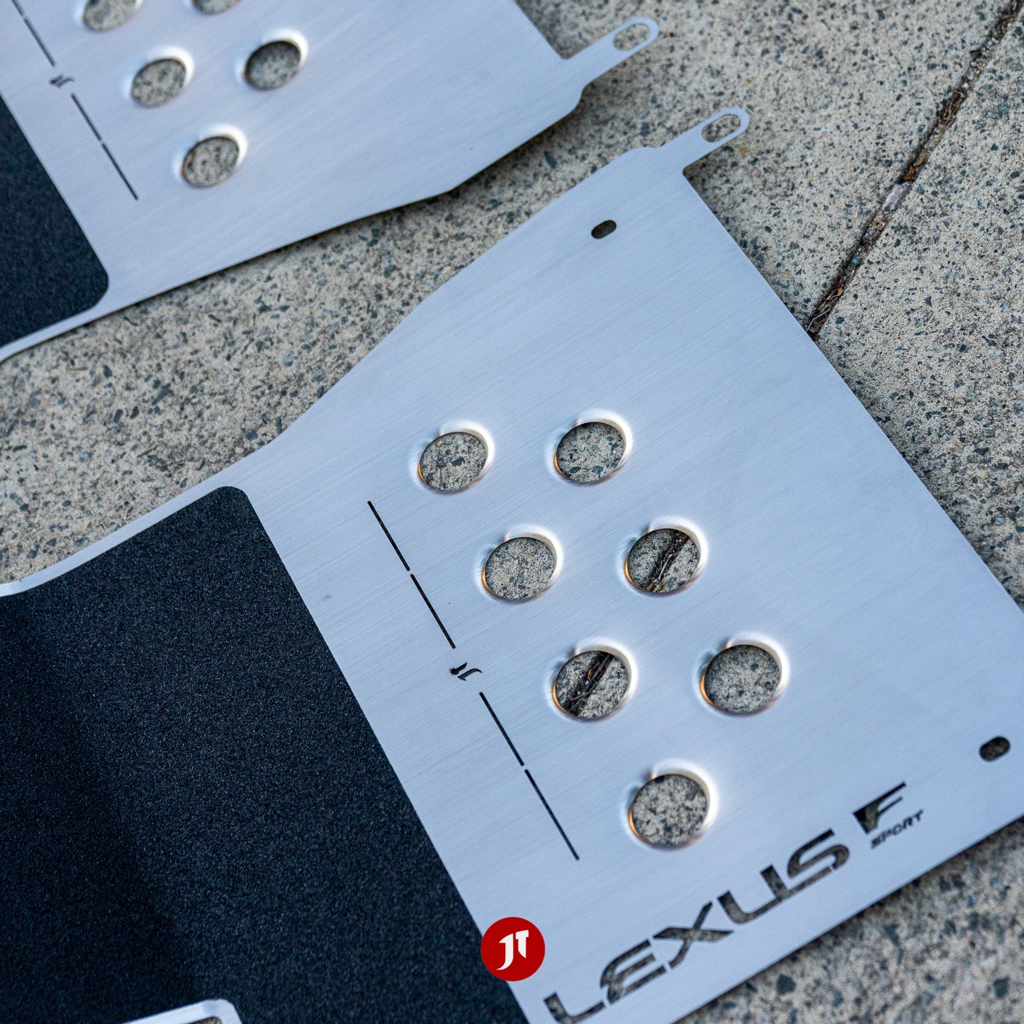 LHD - Lexus IS (Gen 2, XE20) Floor Plates