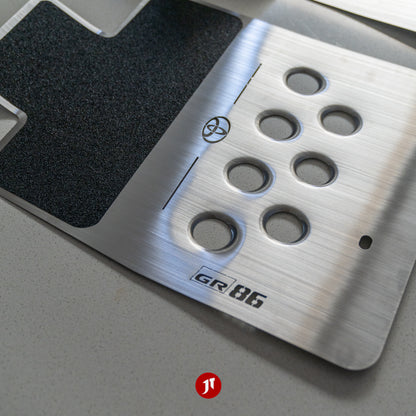 BRZ / 86 Floor Plates (Gen 2, 2021 +) - RHD