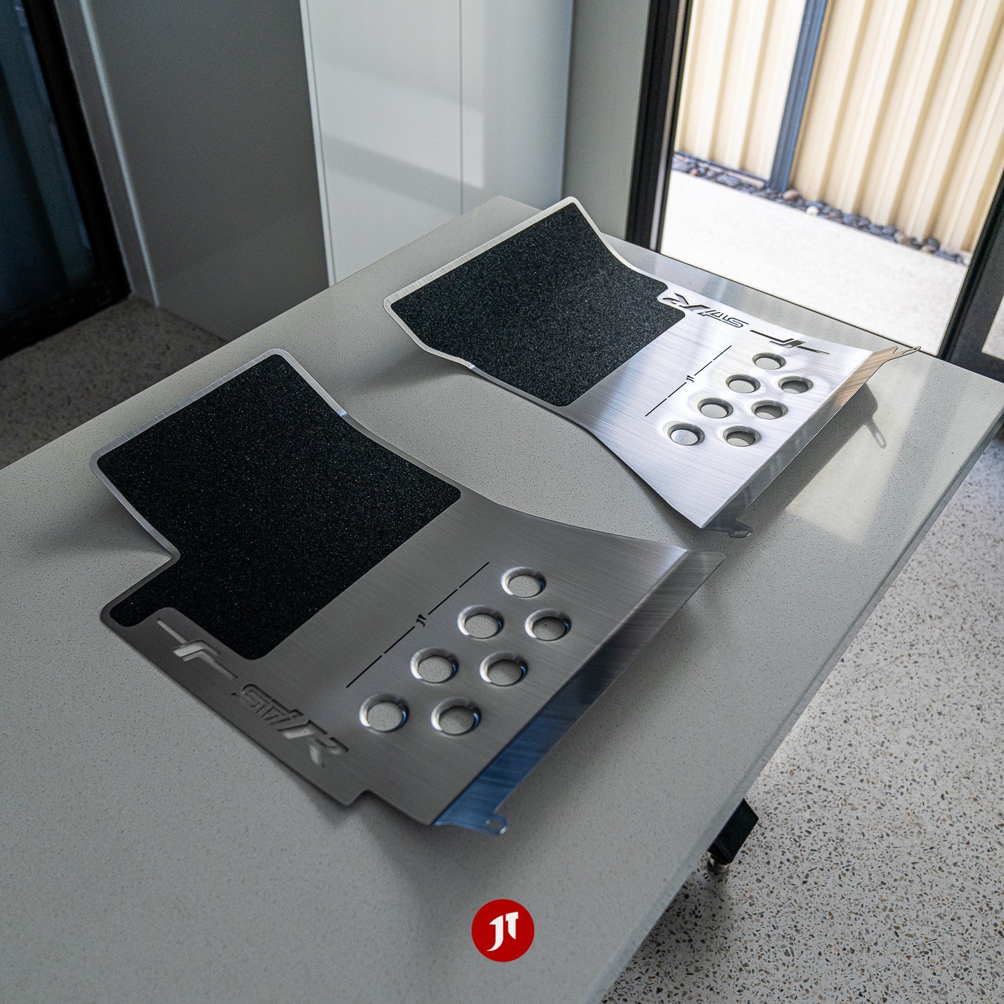 LHD - Forester SG Floor Plates