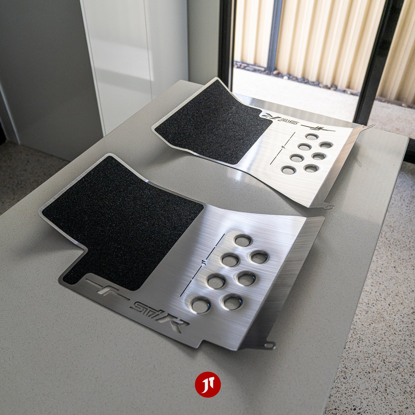 LHD - Forester SG Floor Plates