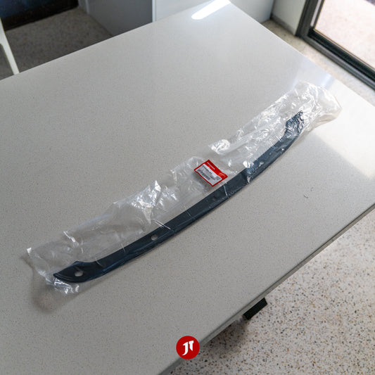 Honda OEM Front Bumper Upper Metal Retainer Strip S2000 99-10