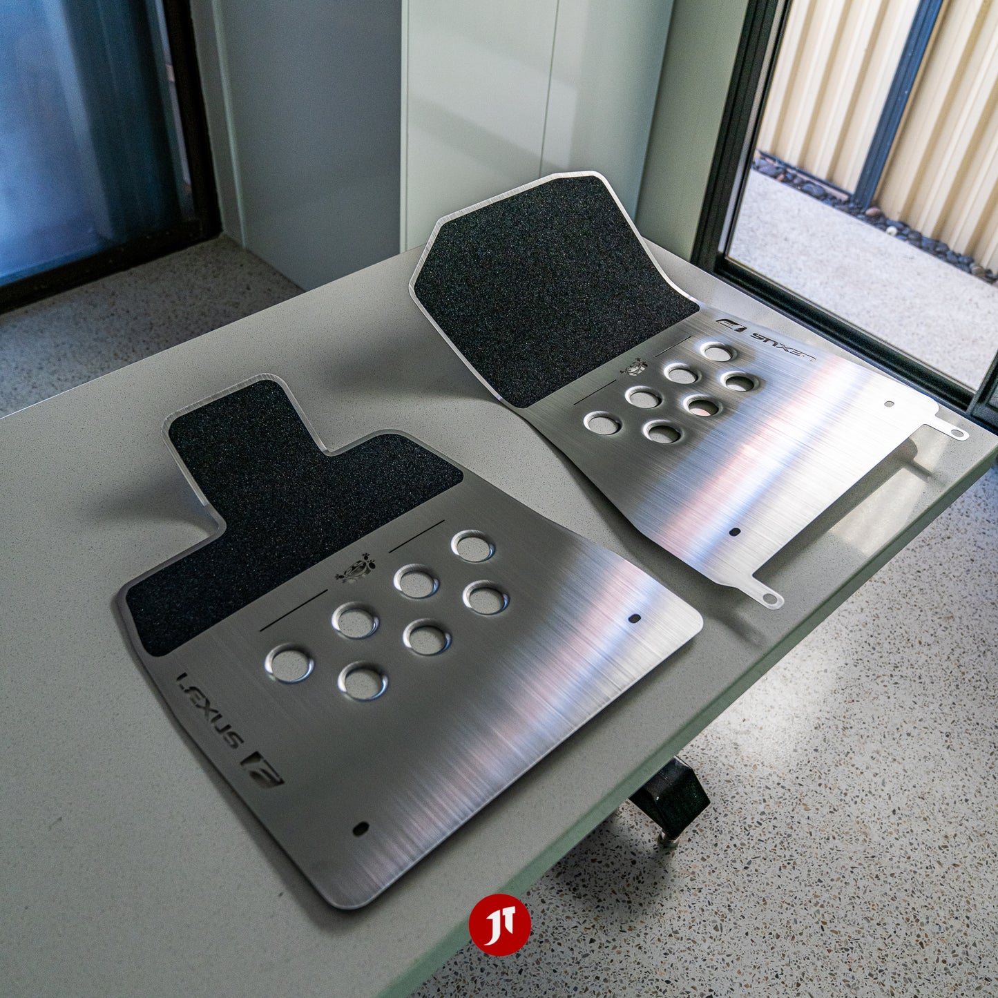 LHD - Lexus IS Gen 3 (XE30, 2014+) Floor Plates