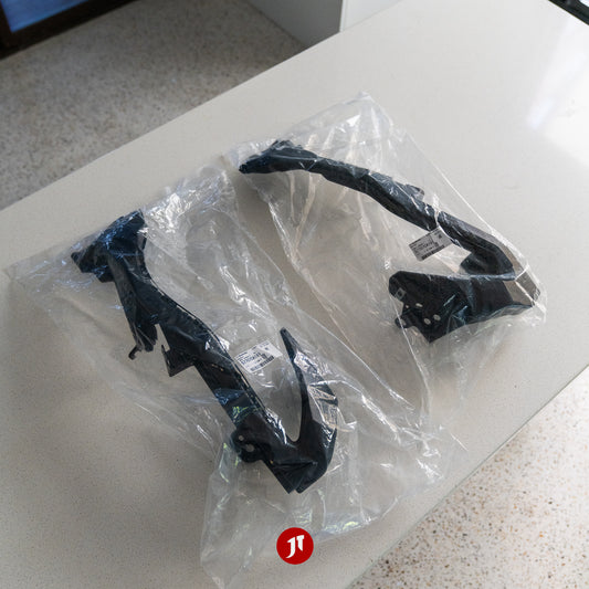 Genuine Subaru Left and Right Front Corner Bracket (57707CA191 and 57707CA181)