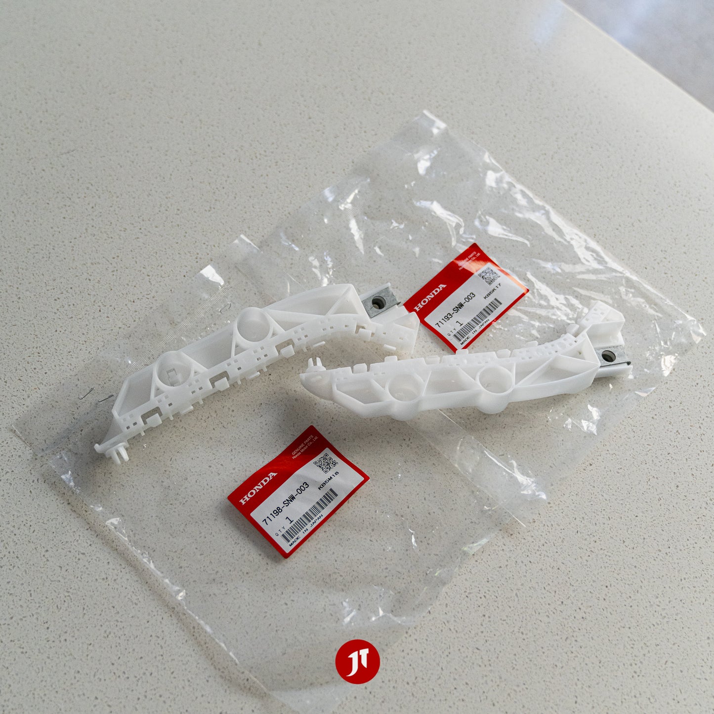 Genuine Honda Civic FD Front Bumper Side Retainer brackets - Pair