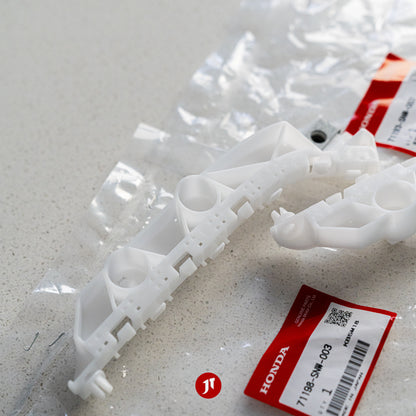 Genuine Honda Civic FD Front Bumper Side Retainer brackets - Pair