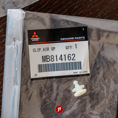 OEM Mitsubishi Lancer Evo 7-9 Front Bumper to fender Clip MB814162 (2 PCS)