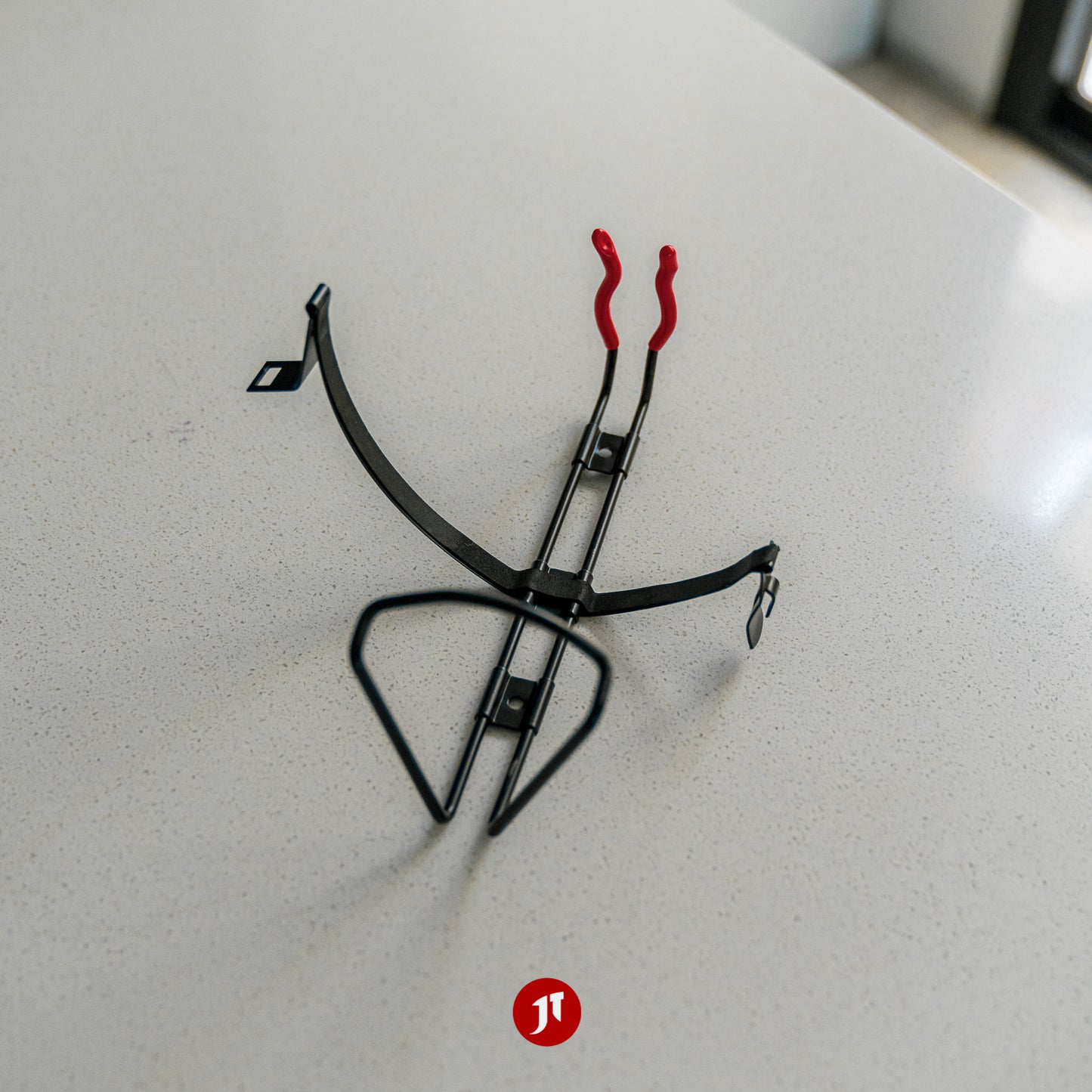 Single Latch Metal Cage for 1kg Fire Extinguisher