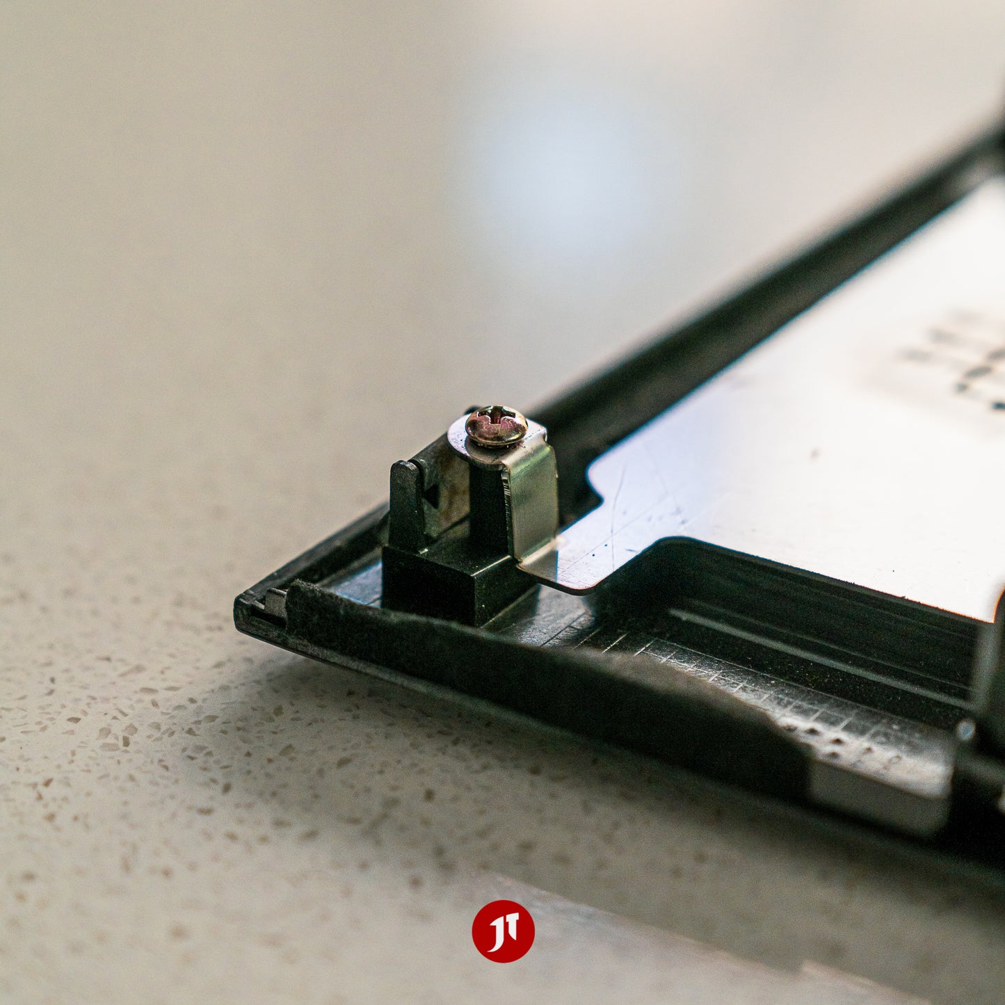 CL7-9 Centre Consol Panel