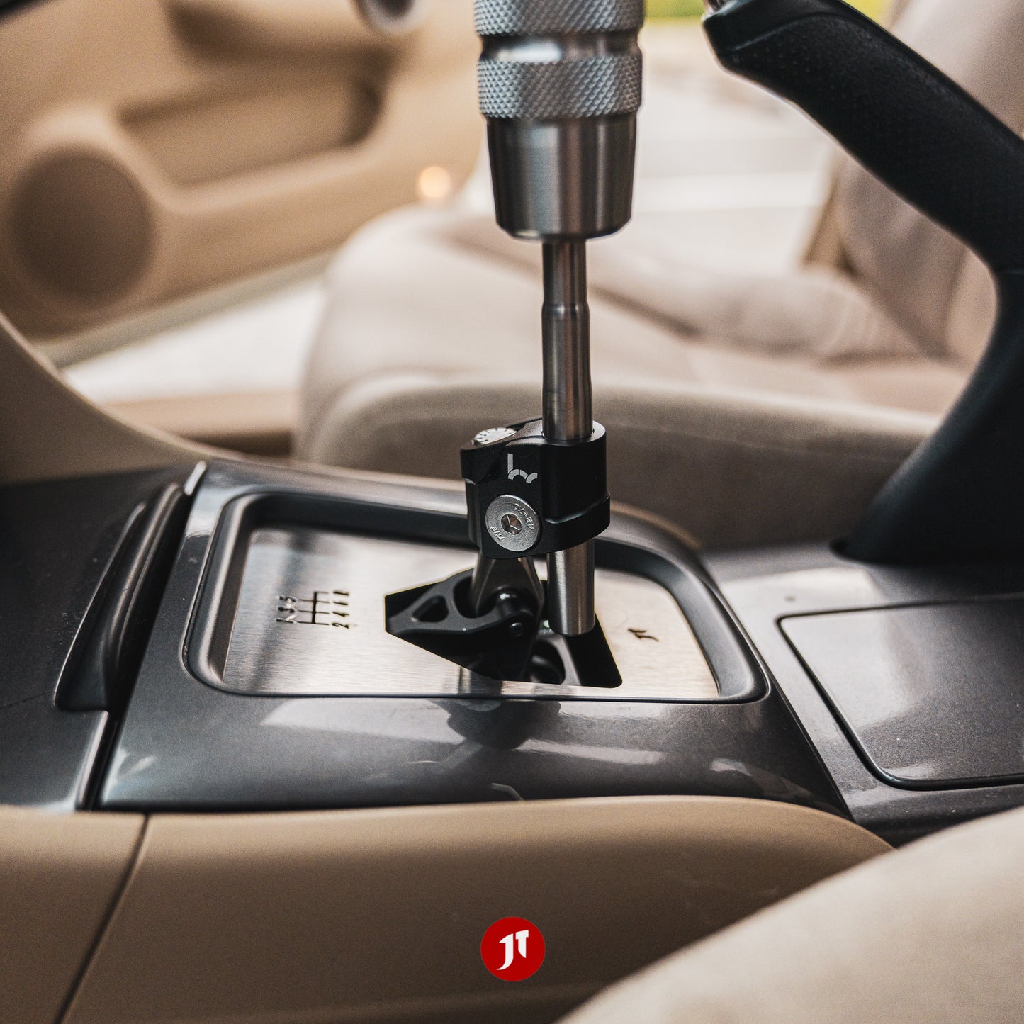 CL7-9 Centre Consol Panel