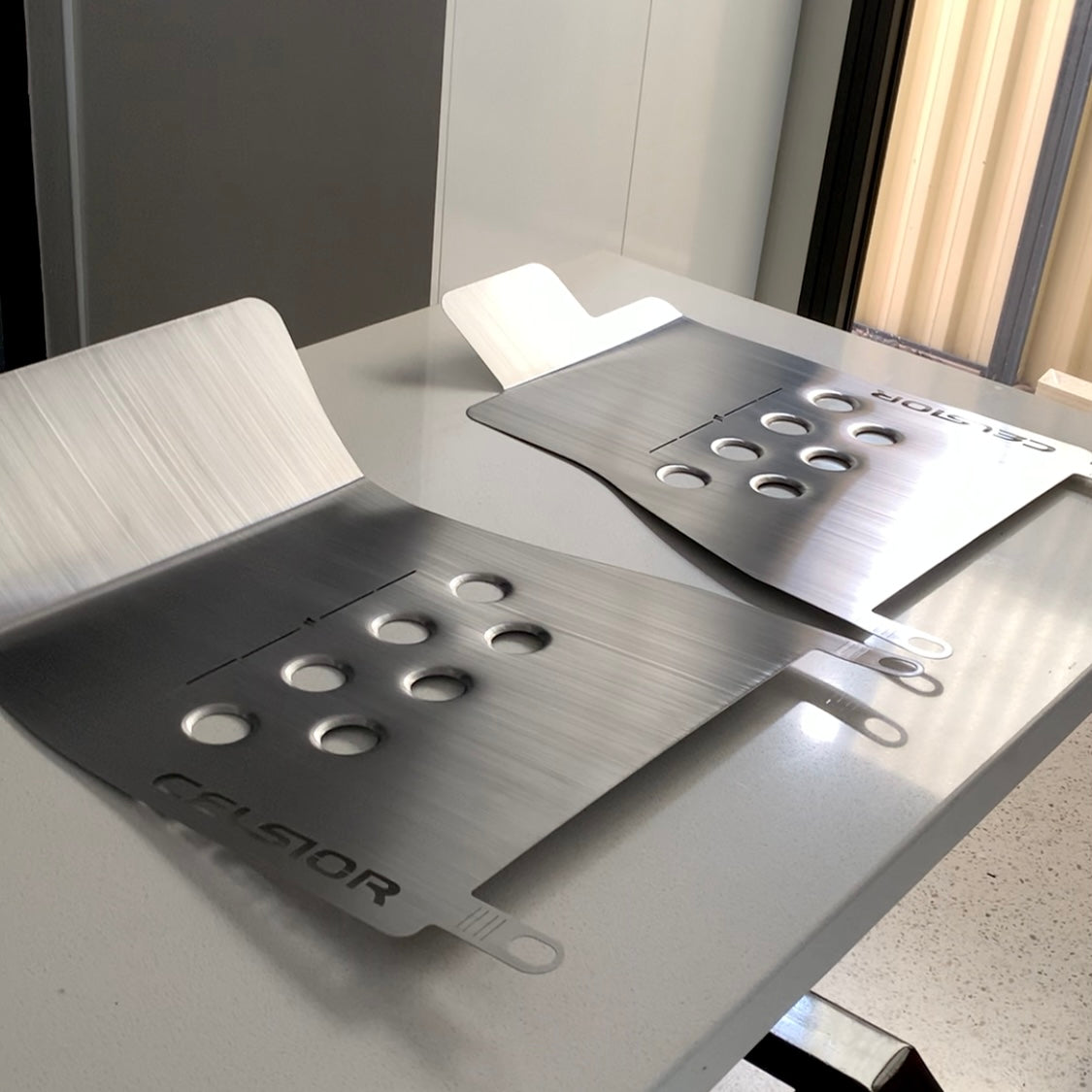 Toyota Celsior (1994-2000) Floor Plates - RHD